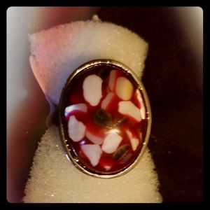 Red, Burgandy and White Cocktail ring - size 8